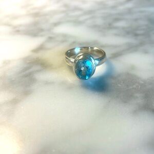 Blue topaz 925 sterling silver ring in size 5.75